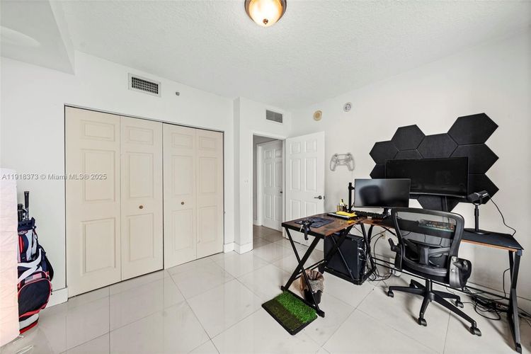 1800 Biscayne Plaza #708 image #16