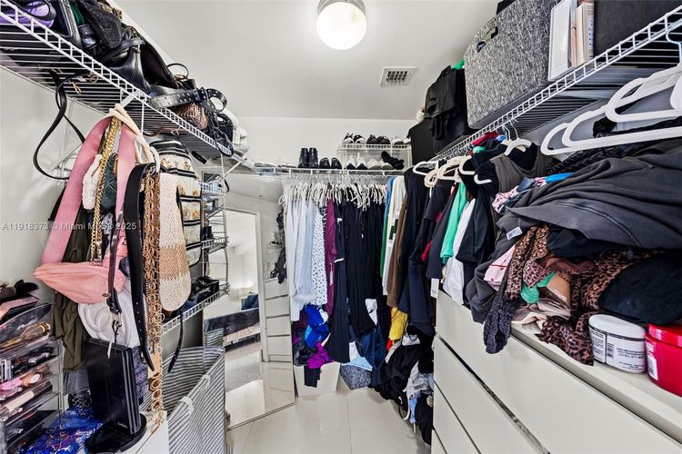 1800 Biscayne Plaza #708 image #22