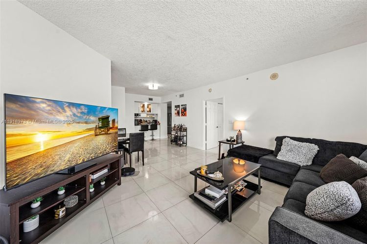 1800 Biscayne Plaza #708 image #31