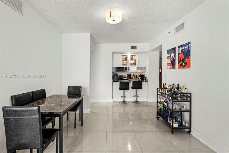 1800 Biscayne Plaza #708 image #33