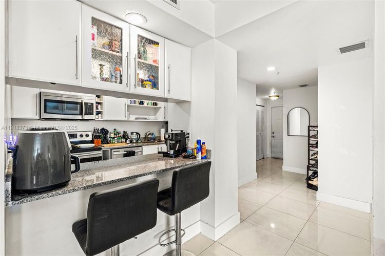 1800 Biscayne Plaza #708 image #34