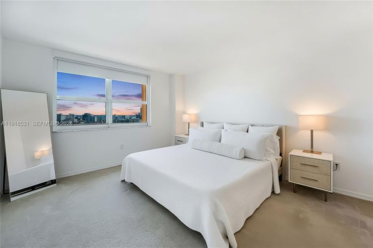 Yacht Club at Portofino #1209 image #12