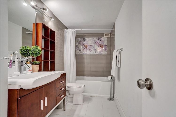 La Mer Estates #508 image #15