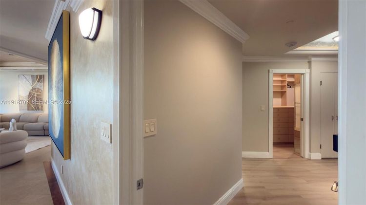 Williams Island 2000 #3004 image #10