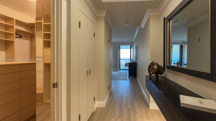 Williams Island 2000 #3004 image #13