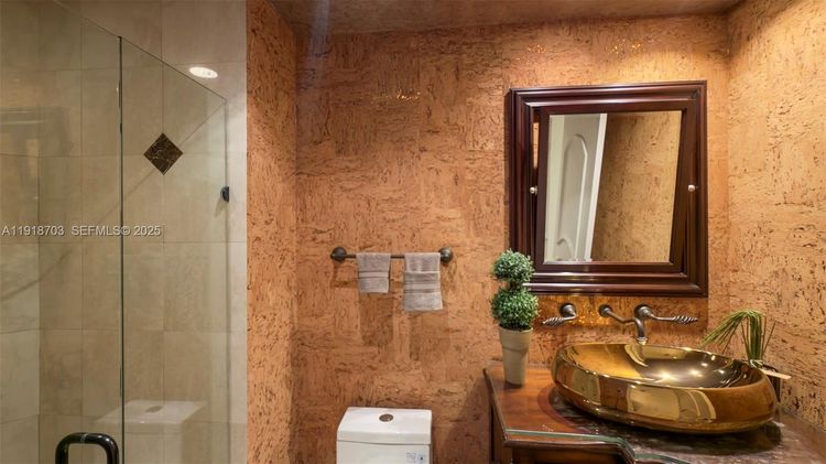 Williams Island 2000 #3004 image #24