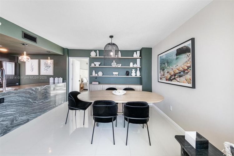 Onyx #1805 image #14