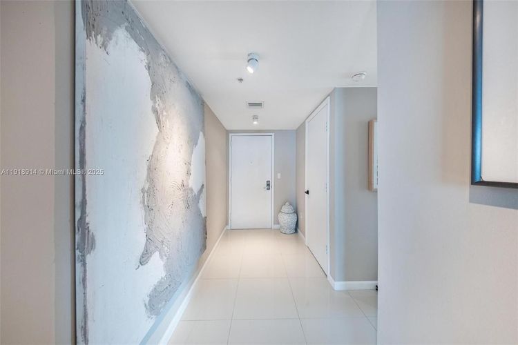 Onyx #1805 image #29