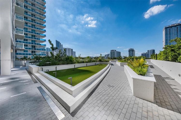 Onyx #1805 image #58