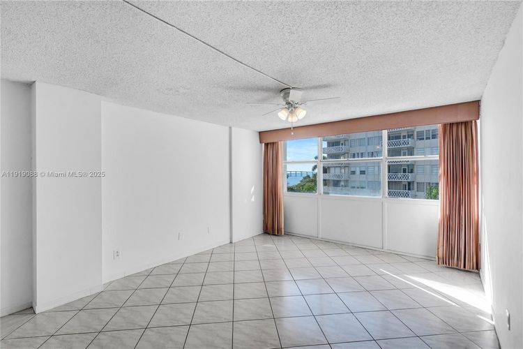 Bayshore Place #608B image #15
