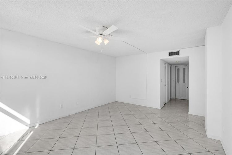 Bayshore Place #608B image #17