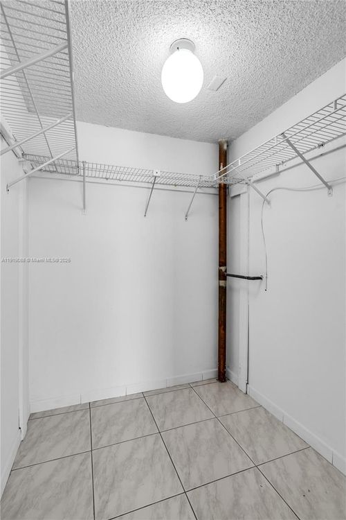Bayshore Place #608B image #21