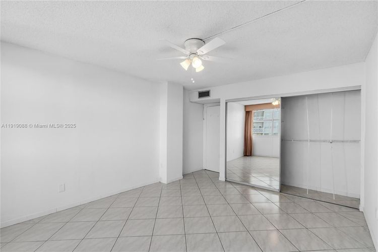 Bayshore Place #608B image #23