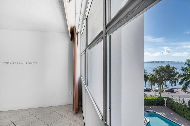 Bayshore Place #608B image #24