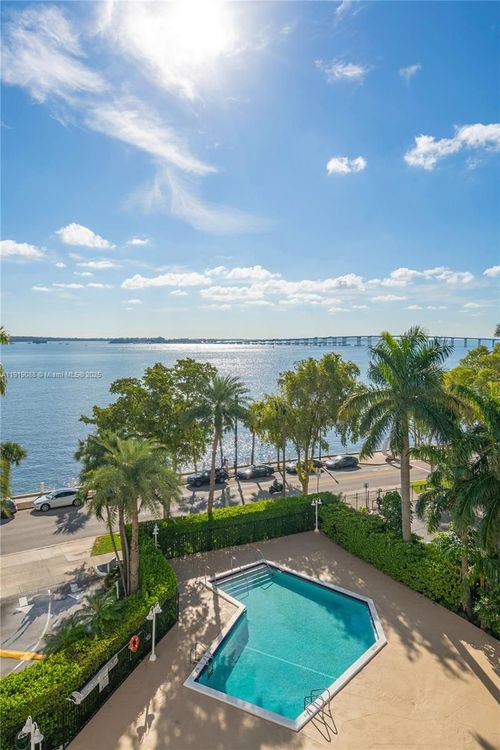 Bayshore Place #608B image #30
