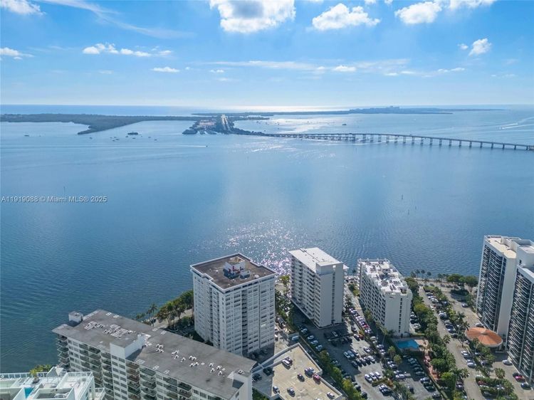 Bayshore Place #608B image #38