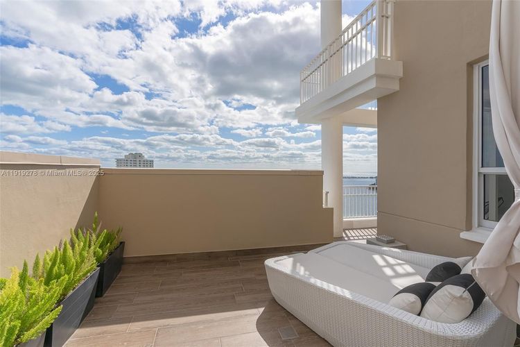 Courvoisier Courts #PH-11 image #11