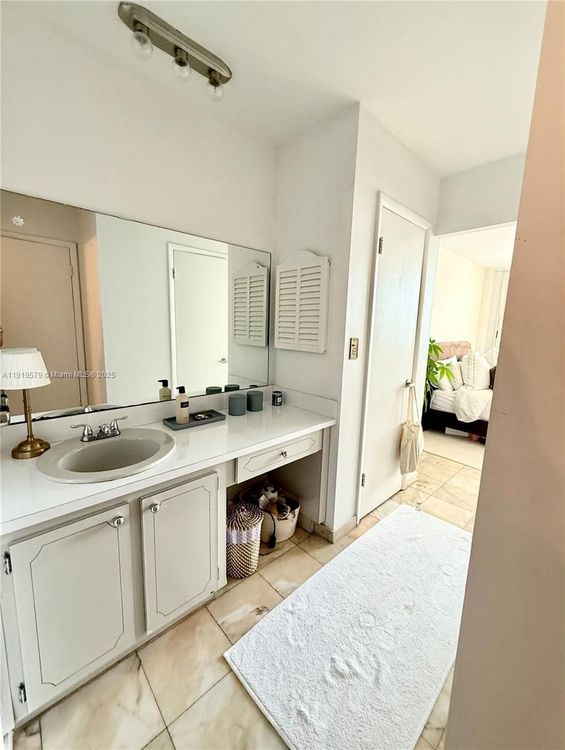 Island Terrace #14F image #7