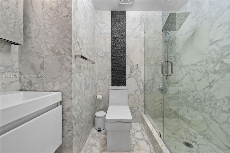 Infinity at Brickell #4606 image #11