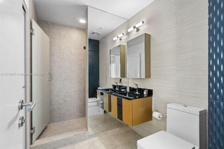 Infinity at Brickell #4606 image #8