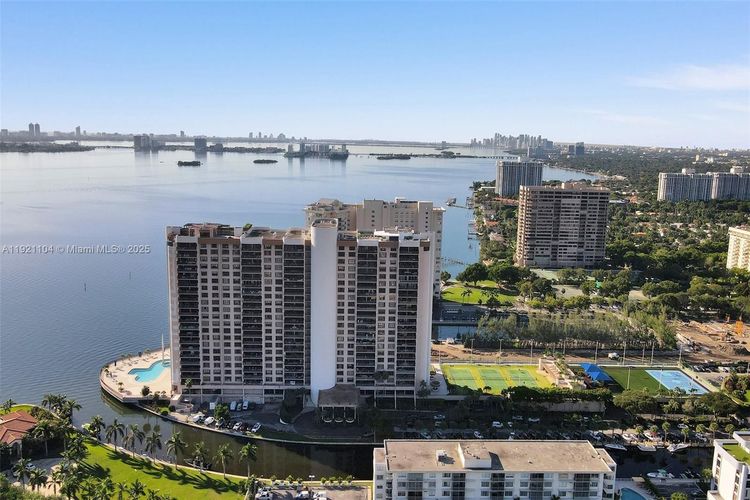 Cricket Club Miami #2105 image #17