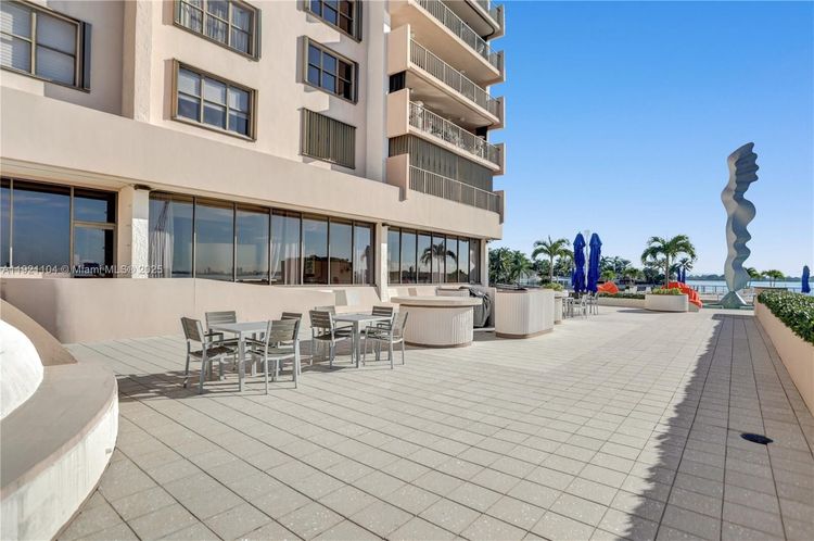 Cricket Club Miami #2105 image #21