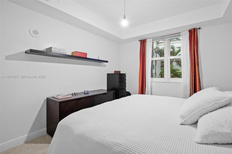 Turnberry Village #212 image #15