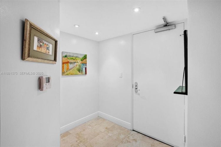 Turnberry Village #212 image #22