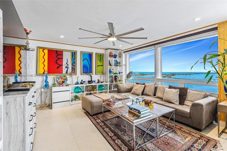 The Palace Condo #A-3902 image #12