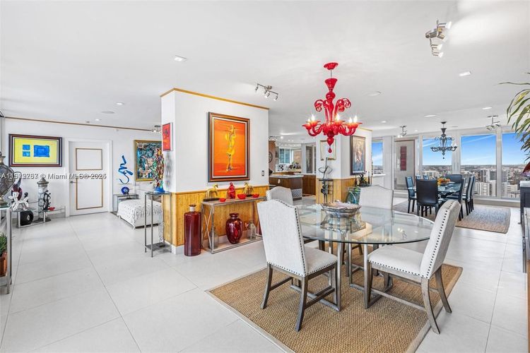 The Palace Condo #A-3902 image #8