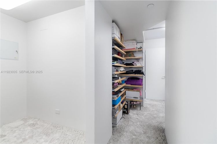 The Venetia #20A image #30