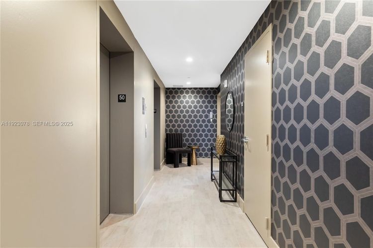 Aria on the Bay #5012 image #20