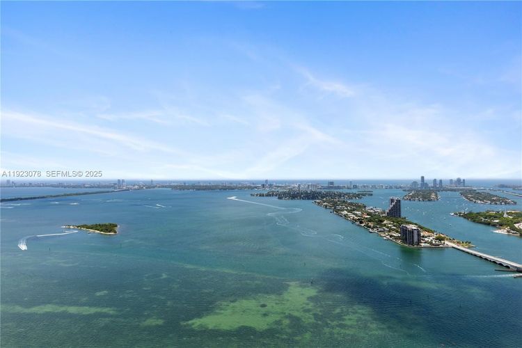 Aria on the Bay #5012 image #28