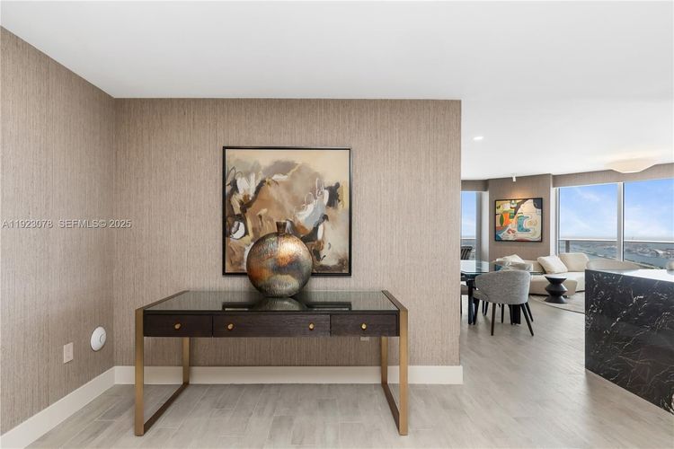 Aria on the Bay #5012 image #29