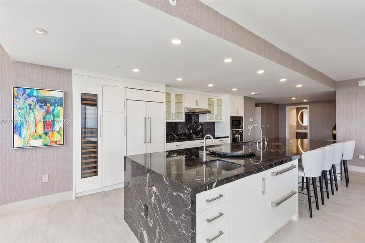 Aria on the Bay #5012 image #30