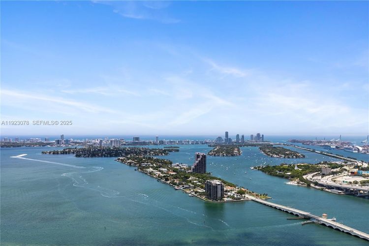 Aria on the Bay #5012 image #52