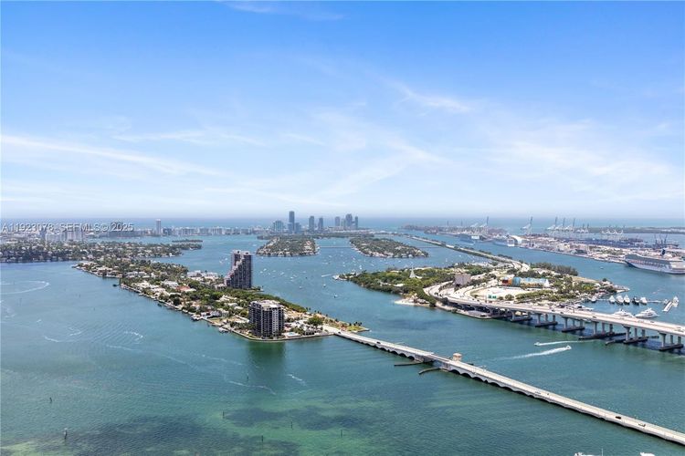 Aria on the Bay #5012 image #55