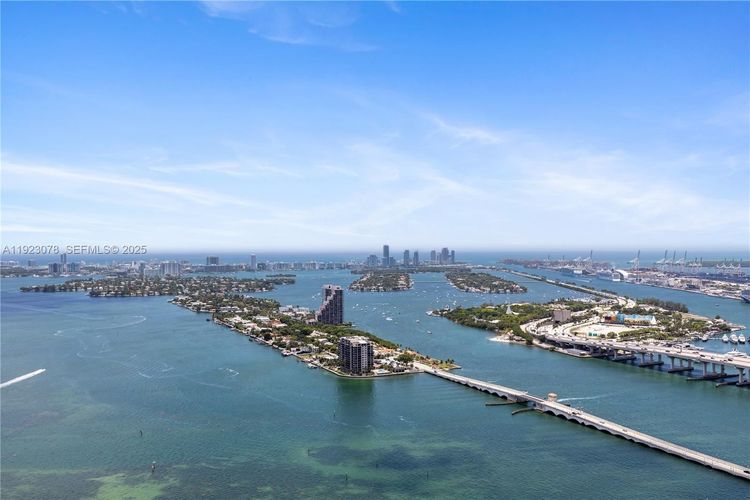 Aria on the Bay #5012 image #59