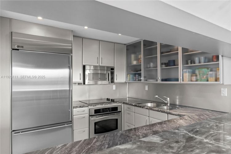 Bentley Bay #1514 image #7