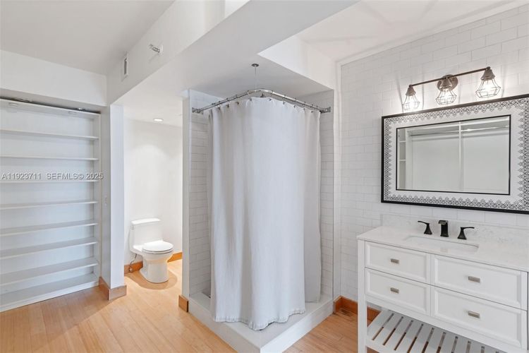 Brickell Park #1102 image #19