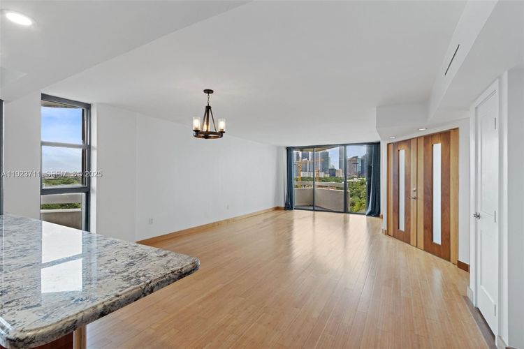 Brickell Park #1102 image #21