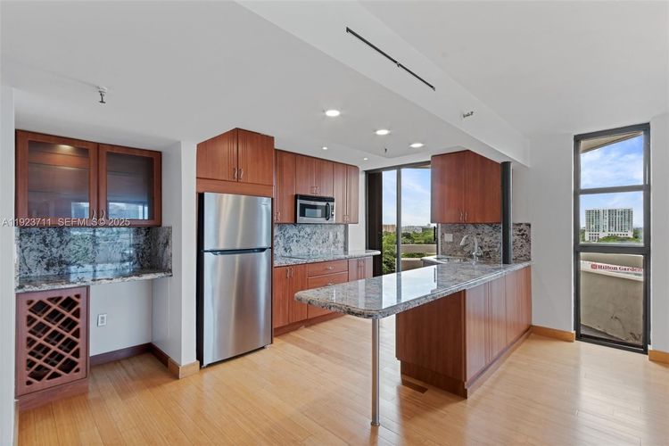 Brickell Park #1102 image #23