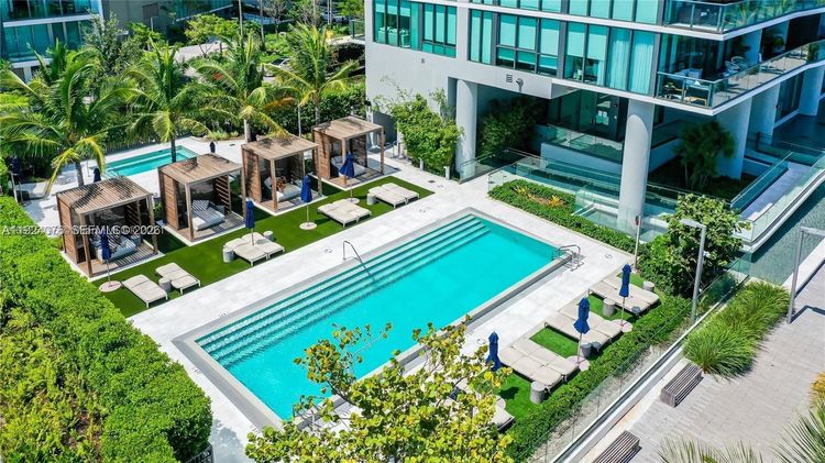 One Paraiso #2805 image #33