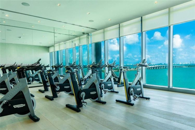 One Paraiso #2805 image #39