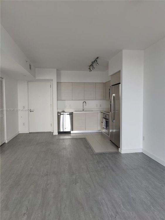 Baltus House #514 image #10