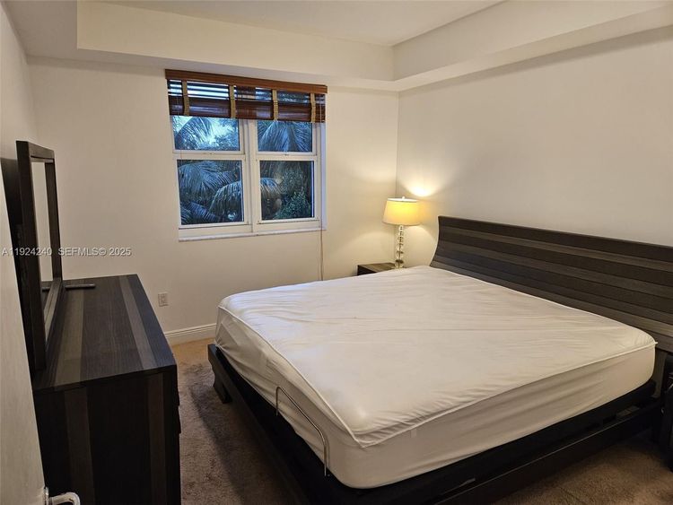 Turnberry Village #302 image #18