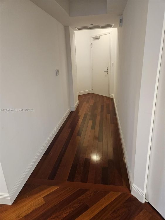 Turnberry Village #302 image #26