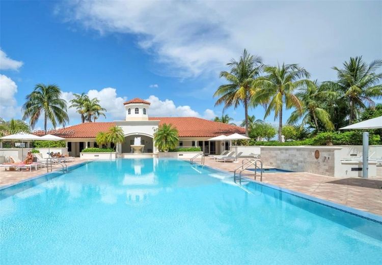 Turnberry Village #302 image #36