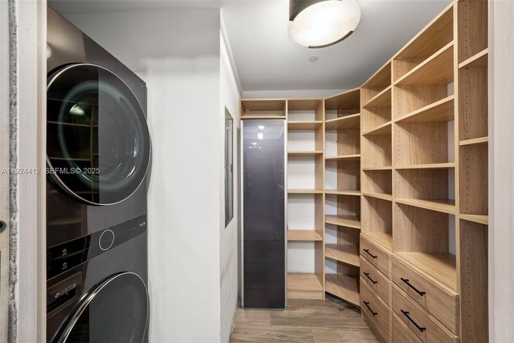 SLS Lux Brickell #2110 image #11