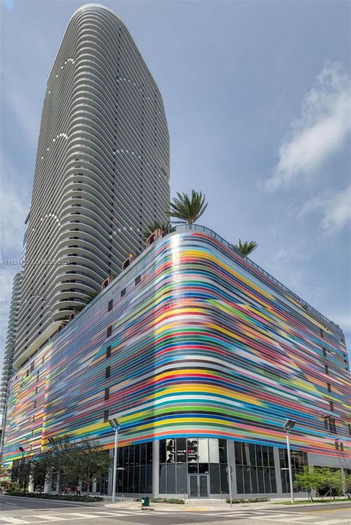 SLS Lux Brickell #2110 image #28